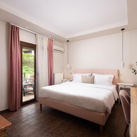 אורמה Hotel Naiades מראה חיצוני תמונה