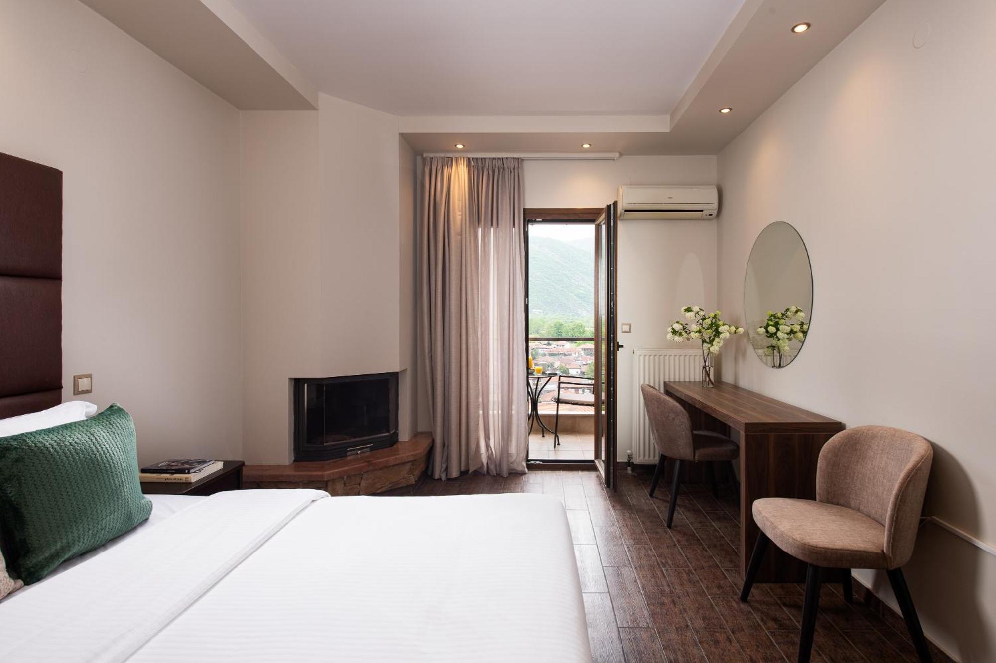 אורמה Hotel Naiades מראה חיצוני תמונה
