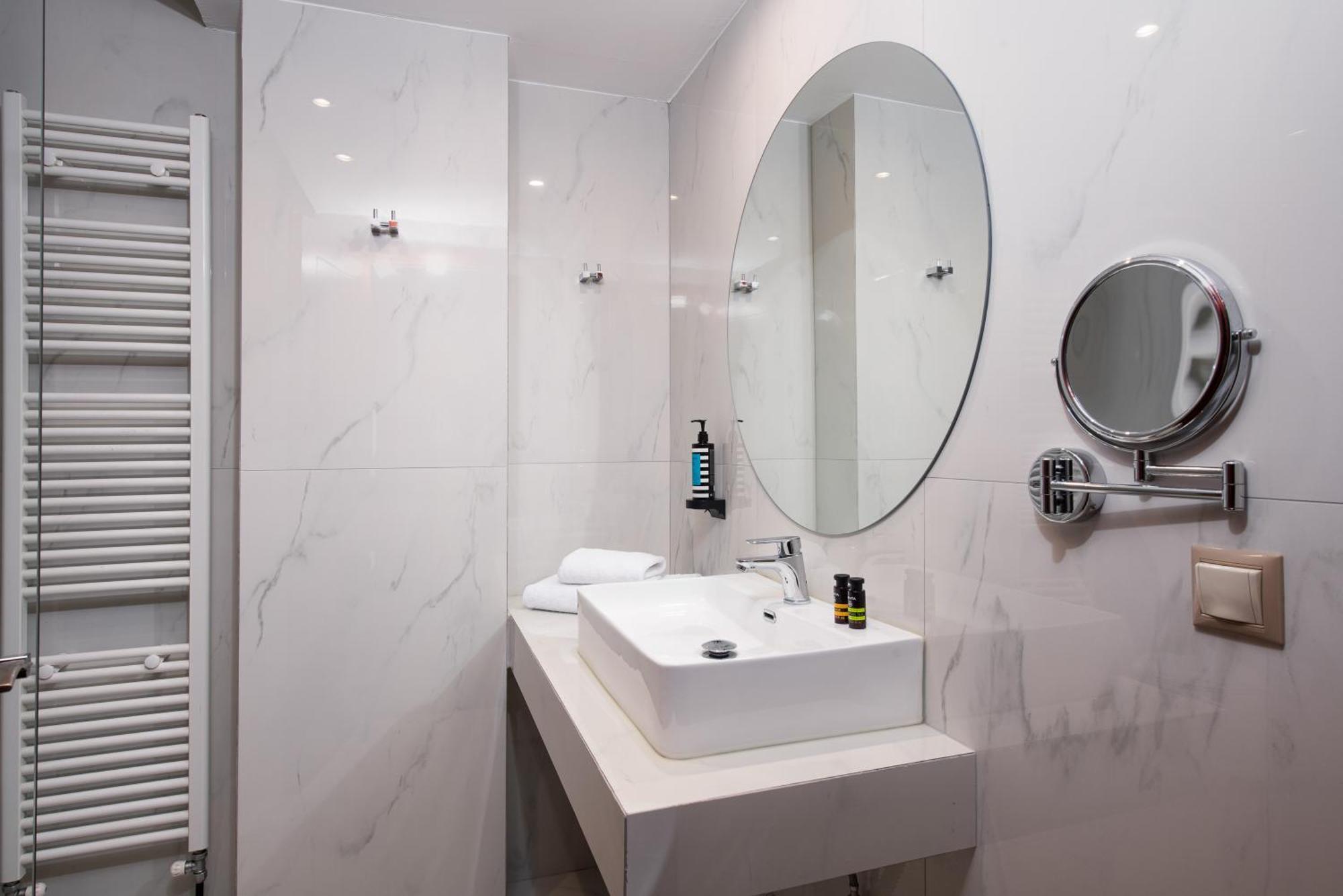 אורמה Hotel Naiades מראה חיצוני תמונה